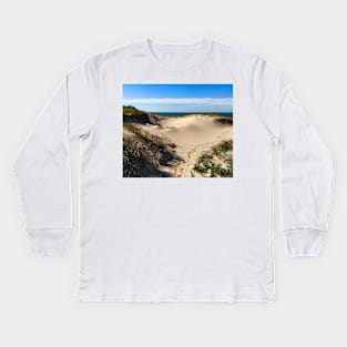 Great Island hike thru the dunes Kids Long Sleeve T-Shirt